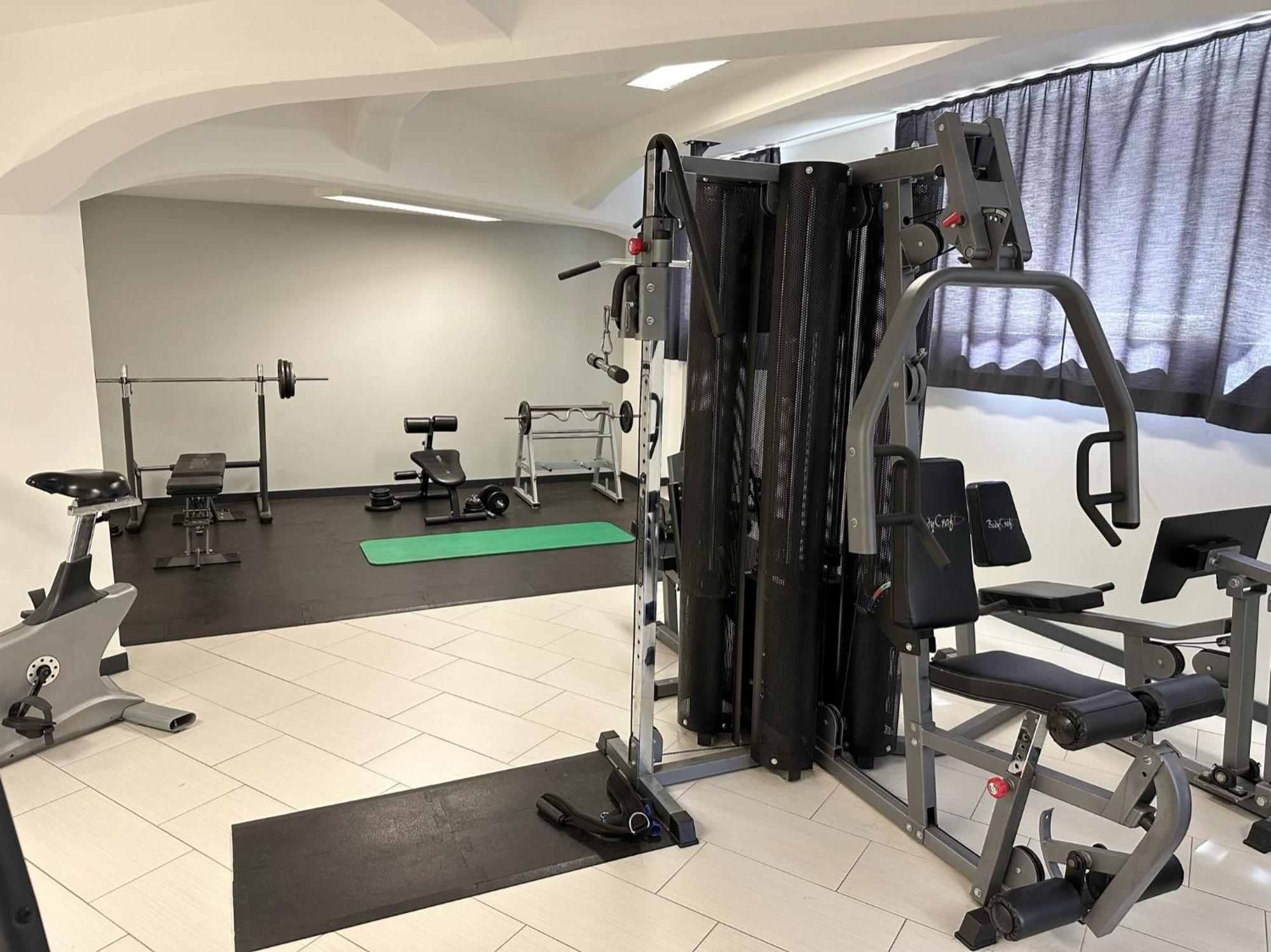 Appartement Meos 3 -zentrum-hofblick-gym-netflix