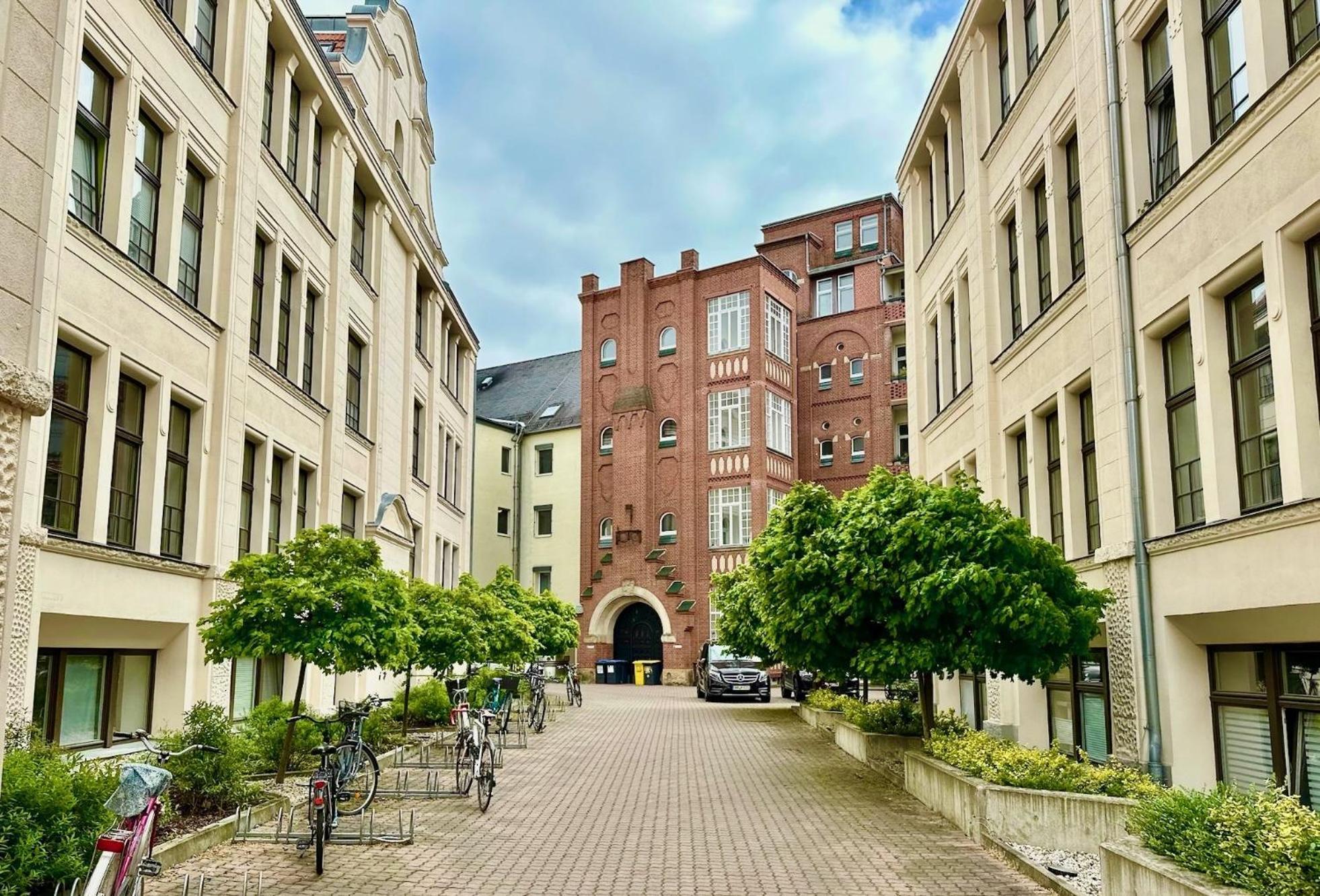 Meos 3 -zentrum-hofblick-gym-netflix Appartement